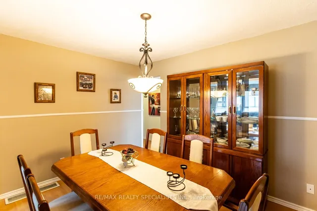 Additional image 20 of 405 Hyacinthe Blvd Unit 83