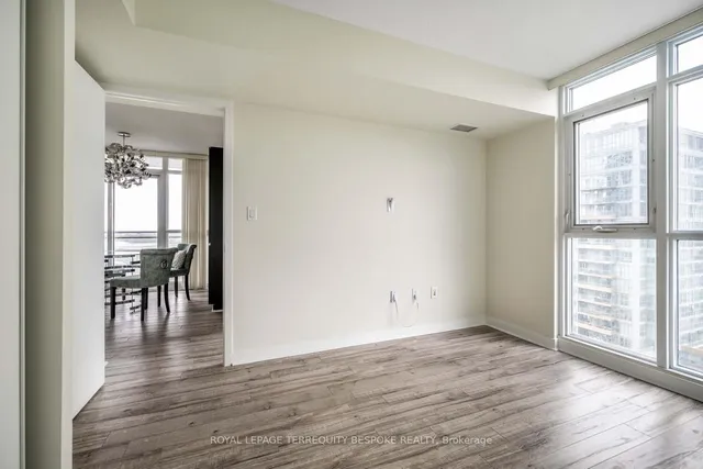 Additional image 19 of 15 Iceboat Terr Unit 2109