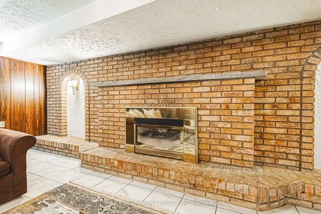 Additional image 30 of 98 Deerhurst Rd