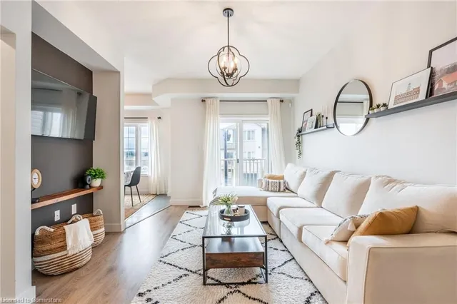 Additional image 10 of 11 Stockbridge Gdns Unit 5