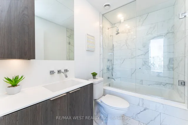 Additional image 18 of 16 Bonnycastle St Unit 2002