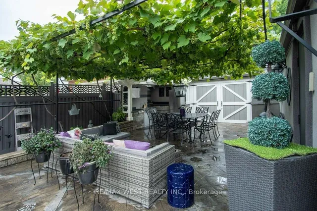 Additional image 42 of 26 Brandon Ave