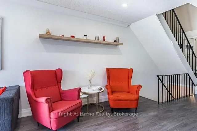 Additional image 5 of 1528 Lancaster Dr Unit 24