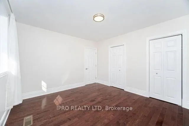 Additional image 26 of 42 Hillside Dr