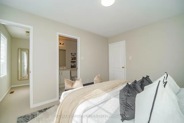 Additional image 35 of 2361 Parkhaven Blvd Unit 2