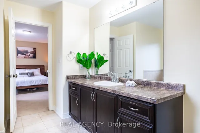 Additional image 22 of 4679 Webb St