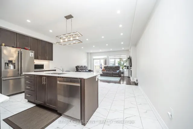 Additional image 14 of 25 Adventura Rd