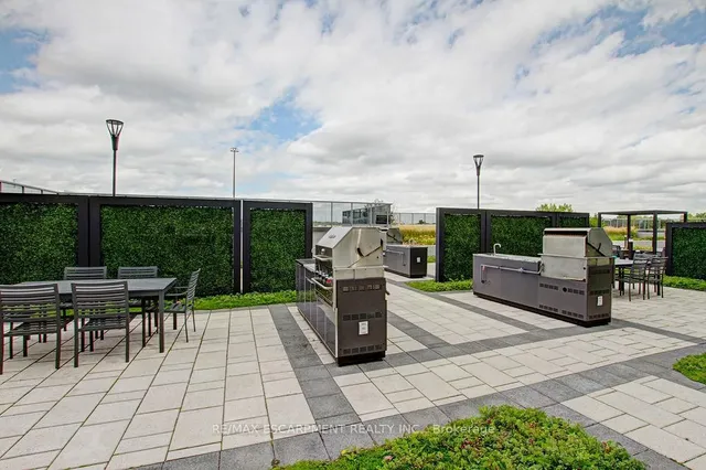 Additional image 33 of 2093 Fairview St Unit 1504