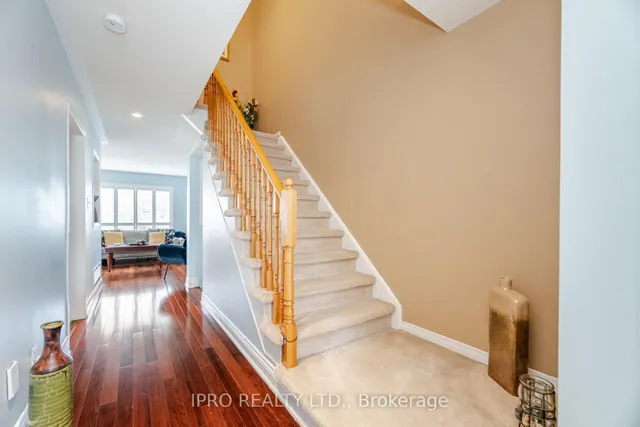 Additional image 23 of 770 Othello Crt Unit 70