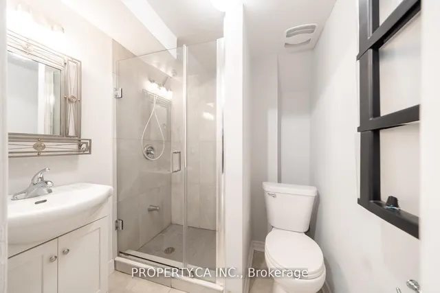 Additional image 31 of 64 Dawson Cres