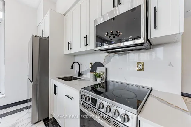 Additional image 3 of 365 Church St Unit 403