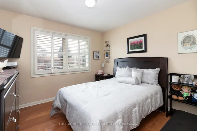 Additional image 18 of 8 Jubilee Cres