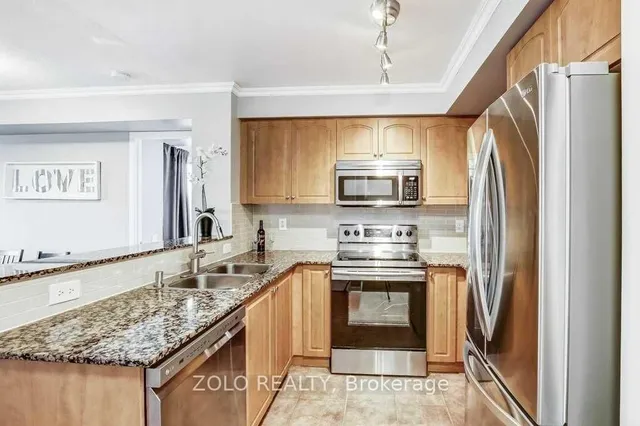 Additional image 3 of 1040 The Queensway St Unit 409