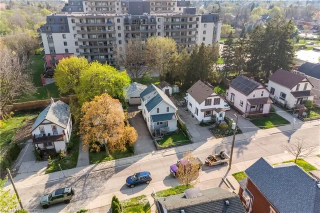 Additional image 45 of 15 Henry St