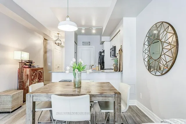 Additional image 8 of 58 Marine Parade Dr Unit 806