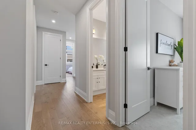 Additional image 44 of 1437 Lakeport Cres