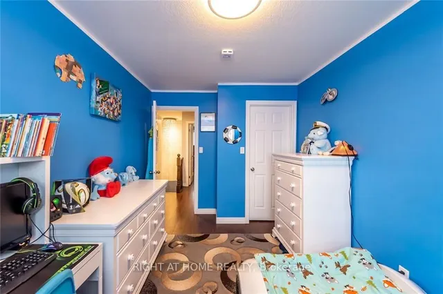 Additional image 33 of 9 Medici Lane