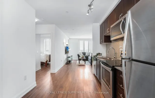 Additional image 6 of 2800 Keele St Unit 903