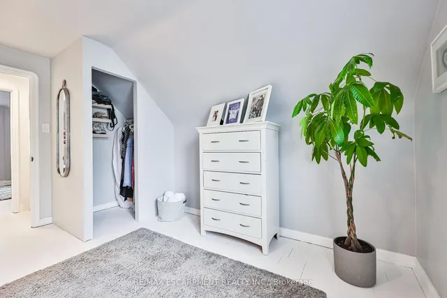 Additional image 31 of 60 Galbraith Dr