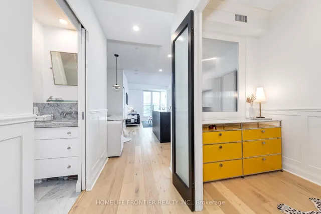 Additional image 17 of 20 Scrivener Sq Unit 905