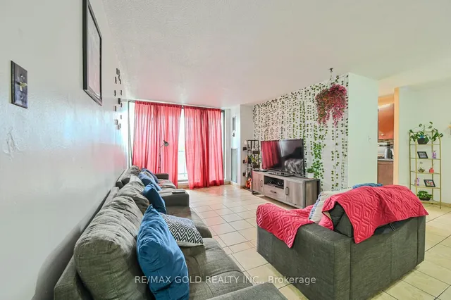 Additional image 6 of 21 Knightsbridge Rd Unit 403