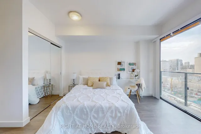 Additional image 4 of 215 Queen St Unit 1409