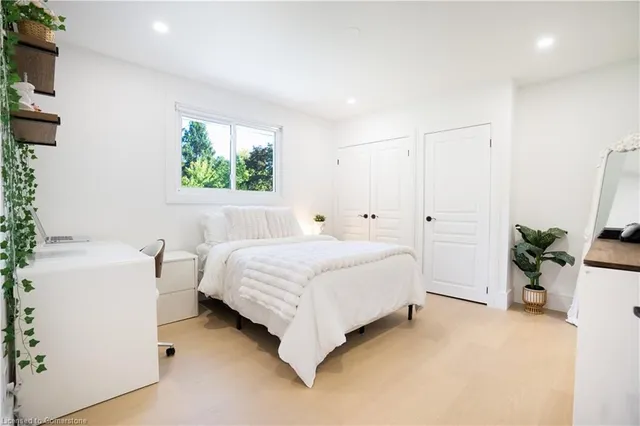 Additional image 35 of 2260 Britannia Rd