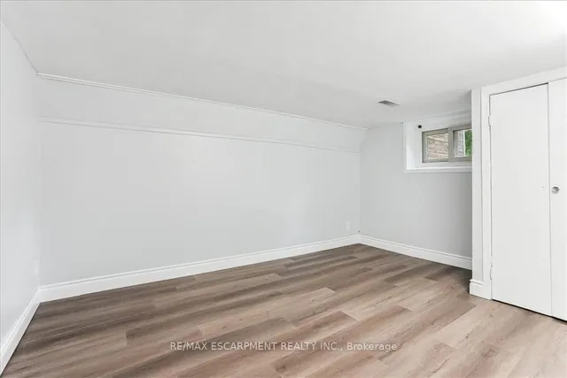 Additional image 27 of 1160 King St