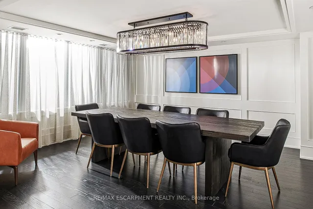 Additional image 43 of 955 BAY St Unit 1809