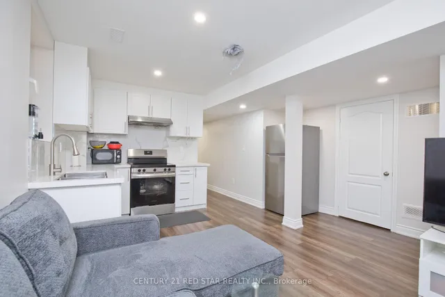 Additional image 10 of 633 Brisdale Dr