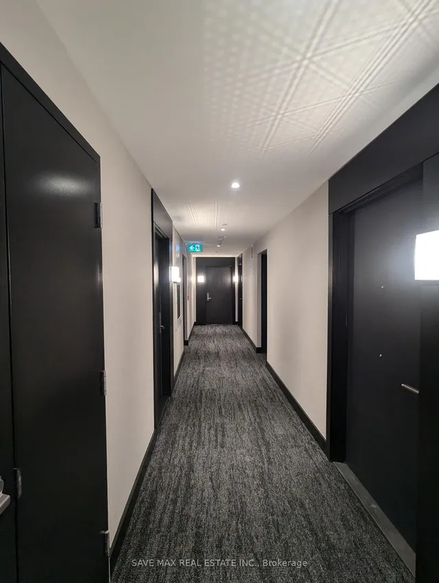 Additional image 14 of 55 Duke St Unit 2309