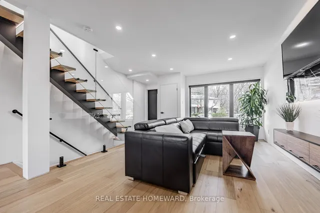 Additional image 3 of 10 Juliana Crt