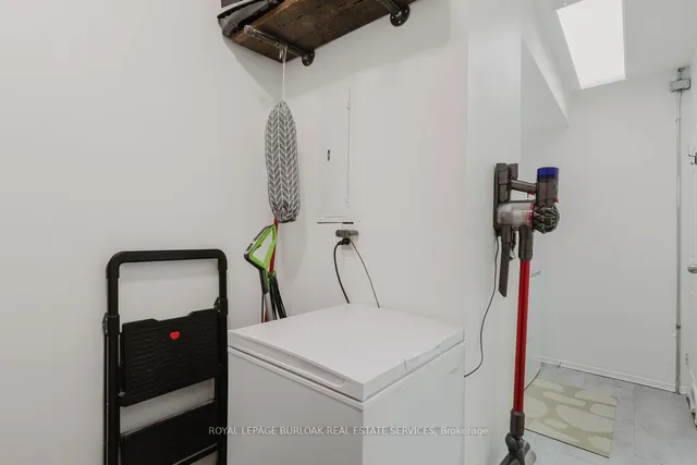 Additional image 27 of 700 Dynes Rd Unit 409