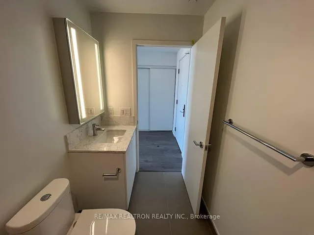 Additional image 24 of 270 Dufferin St Unit 602