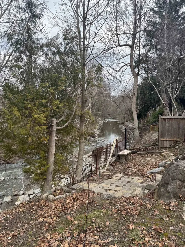 Additional image 7 of 20 Leland Ave
