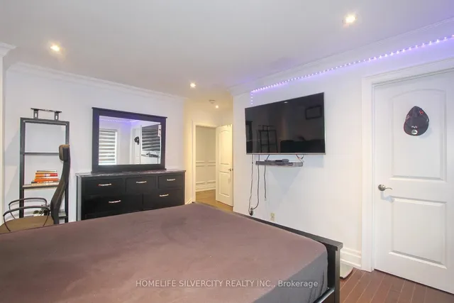 Additional image 25 of 4 Byng Ave