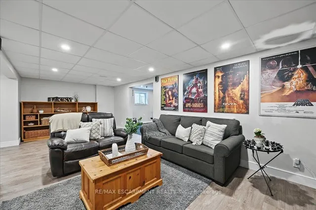 Additional image 29 of 747 MULLIN Way