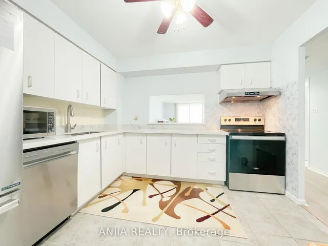 Additional image 19 of 15 Sewells Rd Unit PH3