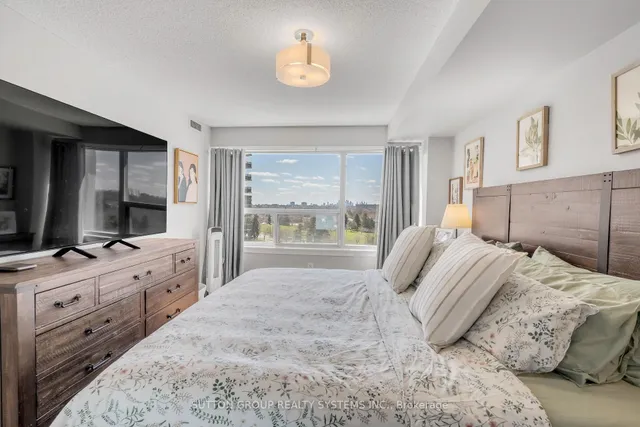 Additional image 20 of 475 The West Mall N/A Unit 920