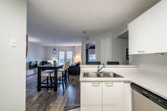 Additional image 9 of 2040 Cleaver Ave Unit 318