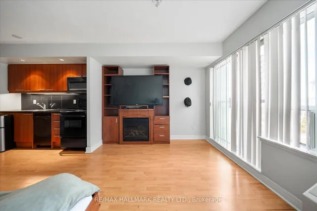 Additional image 11 of 19 Avondale Ave Unit 213