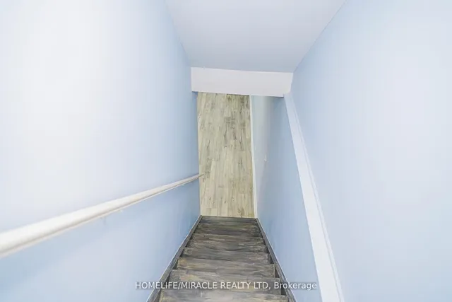 Additional image 28 of 23 Hollowgrove Blvd