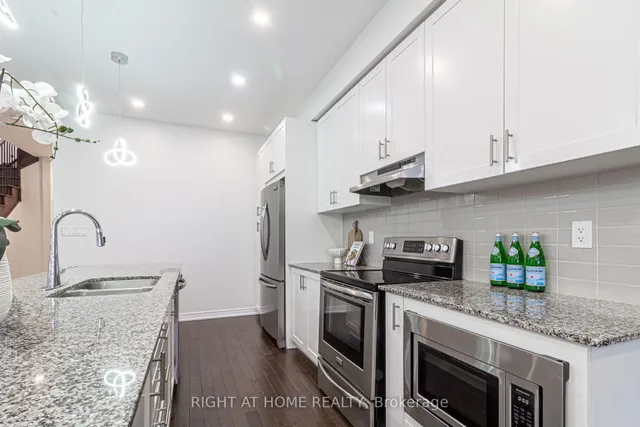 Additional image 12 of 1406 Farmstead Dr