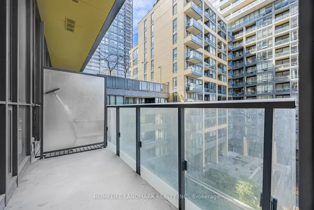 Additional image 28 of 8 Charlotte St Unit 602