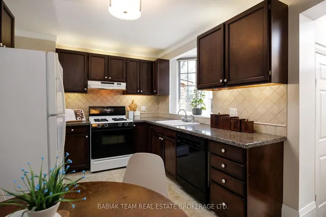 Additional image 14 of 53 Baby Point Rd