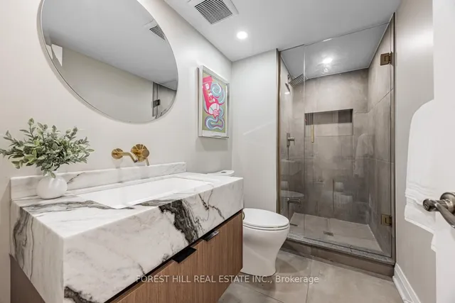Additional image 25 of 900 Yonge St Unit 201