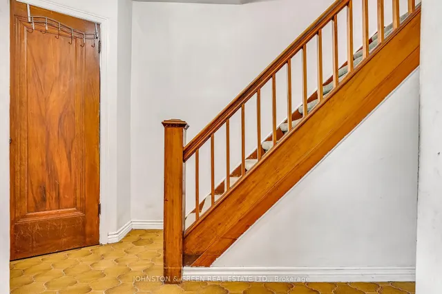 Additional image 17 of 416 Mortimer Ave