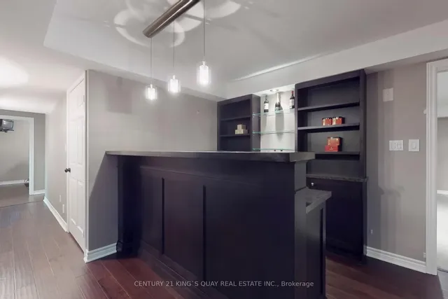 Additional image 41 of 110 Crawford Cres