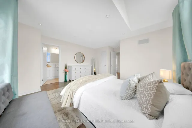 Additional image 22 of 100 Whitlock Ave