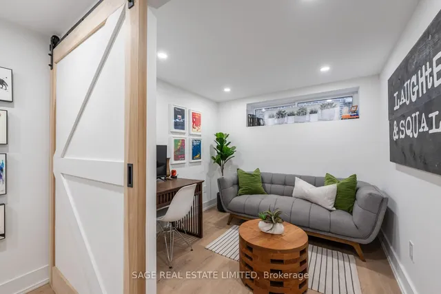 Additional image 38 of 9 Lionel Heights Cres